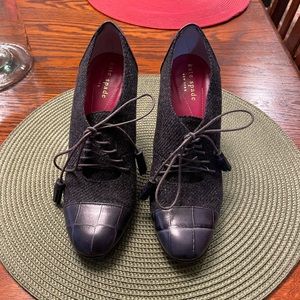 kate spade grey lace up 3 inch heel shoe size 6